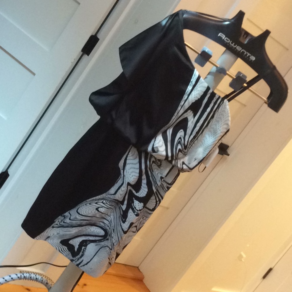 Jessica Simpson dress